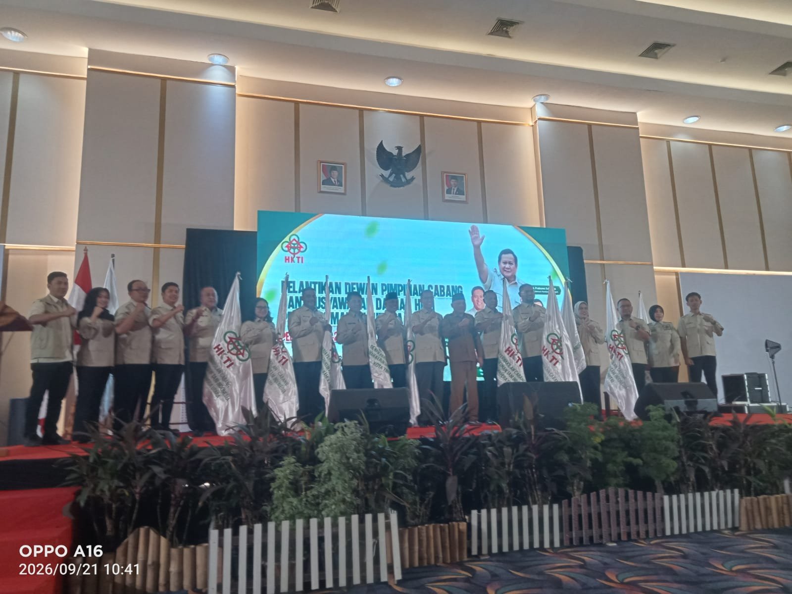 Pelantikan Fifian Ade Ningsih Ketua HKTI Kepulauan Sula. - thewasesanews.com