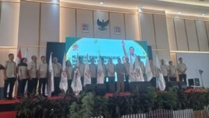 Pelantikan Ikram Malan Sangadji Ketua HKTI Halteng. - thewasesanews.com
