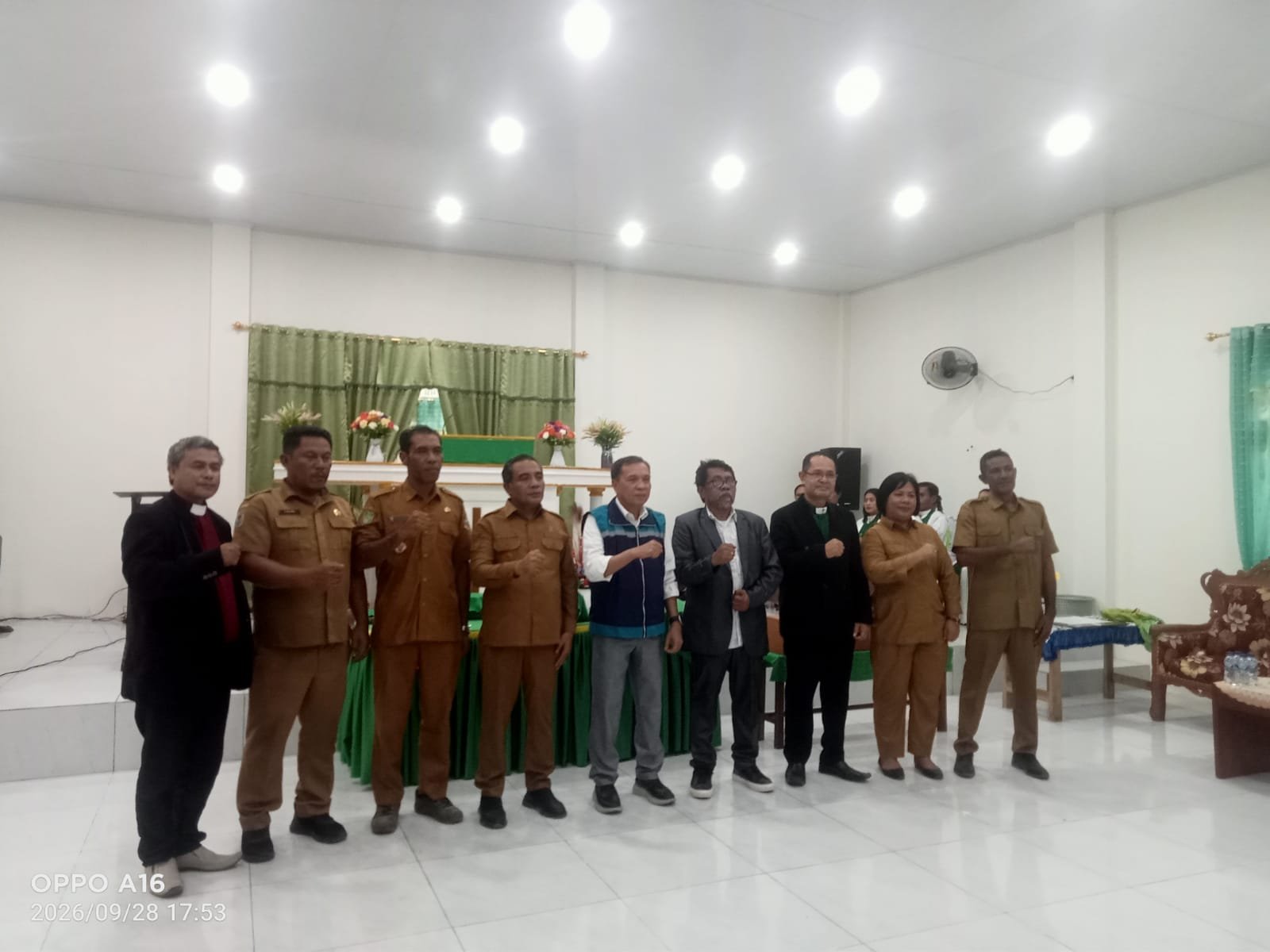 Peresmian Gereja GMIG Sion Lopong. - thewasesanews.com