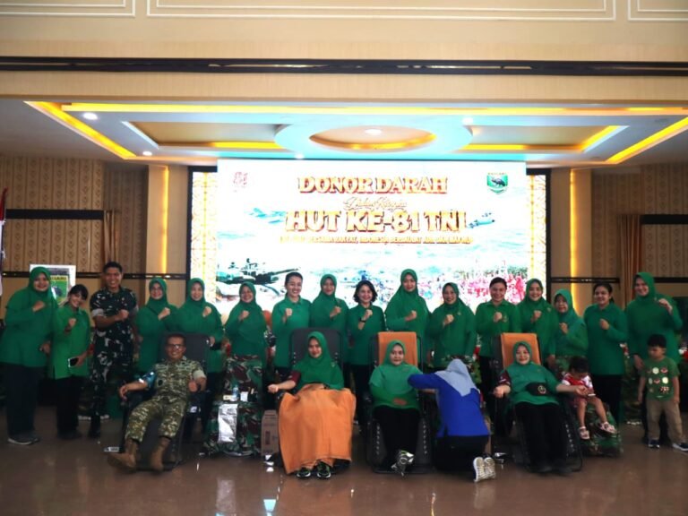 Aksi Donor Darah Kodam XVIII Kasuari. - thewasesanews.com