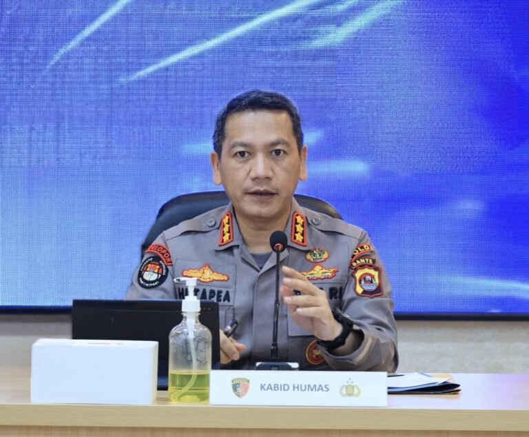Aktivitas Gunung Anak Krakatau Level II Waspada. - thewasesanews.com