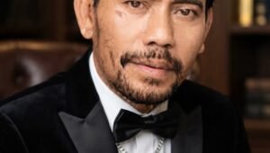 Loela Drakel Sang Maestro Pop Melankolis. - thewasesanews.com