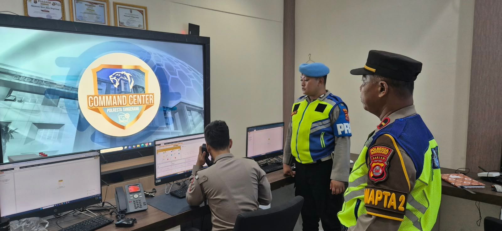 Sipropam Polresta Tangerang Kontrol Operator Pelayanan Publik. - thewasesanews.com