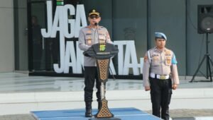 12 Personel Polres Metro Tangerang Kota Terima Penghargaan Kapolda. - thewasesanews.com