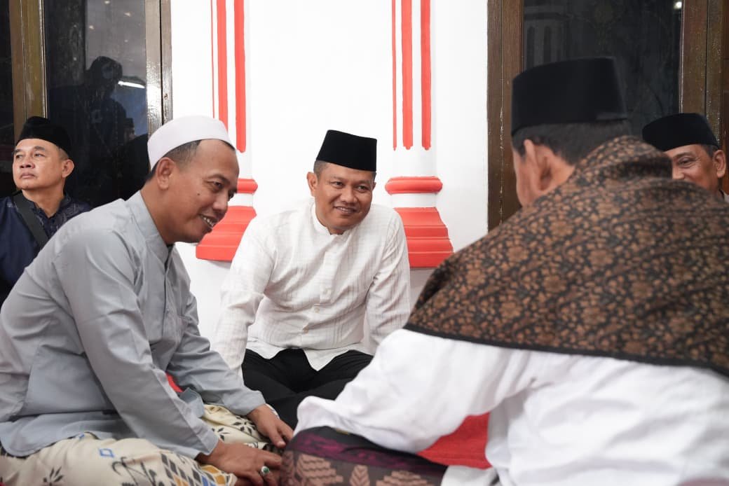 Kapolda Banten Melayat ke Rumah Duka Almarhum KH Ariman Anwar. - thewasesanews.com