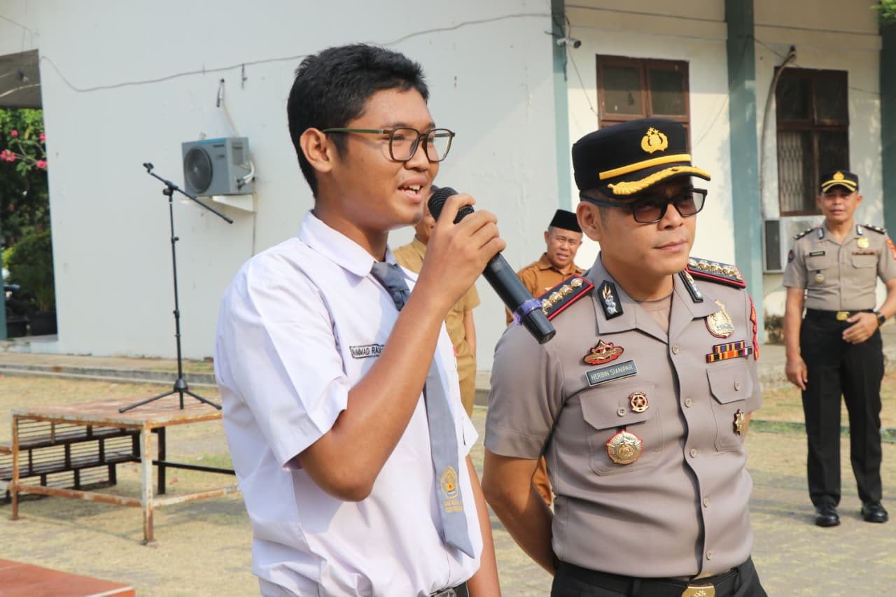 Kapolres Tangerang Kota Temui Siswa SMKN 4. - thewasesanews.com