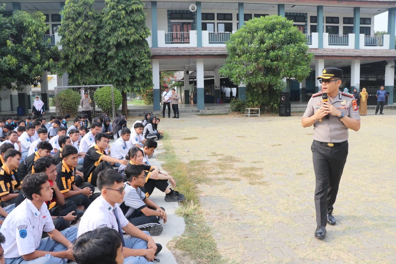 Kapolres Tangerang Kota Temui Siswa SMKN 4. - thewasedanews.com