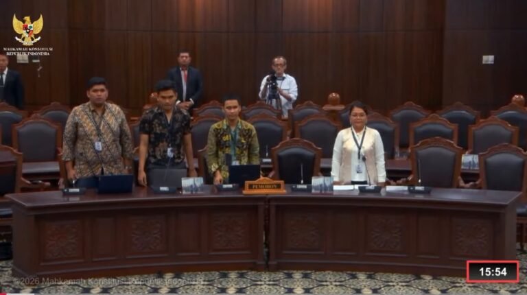 Uji Materiil Pasal 262 KUHP Baru ke Mahkamah Konstitusi. - thewasesanews.com