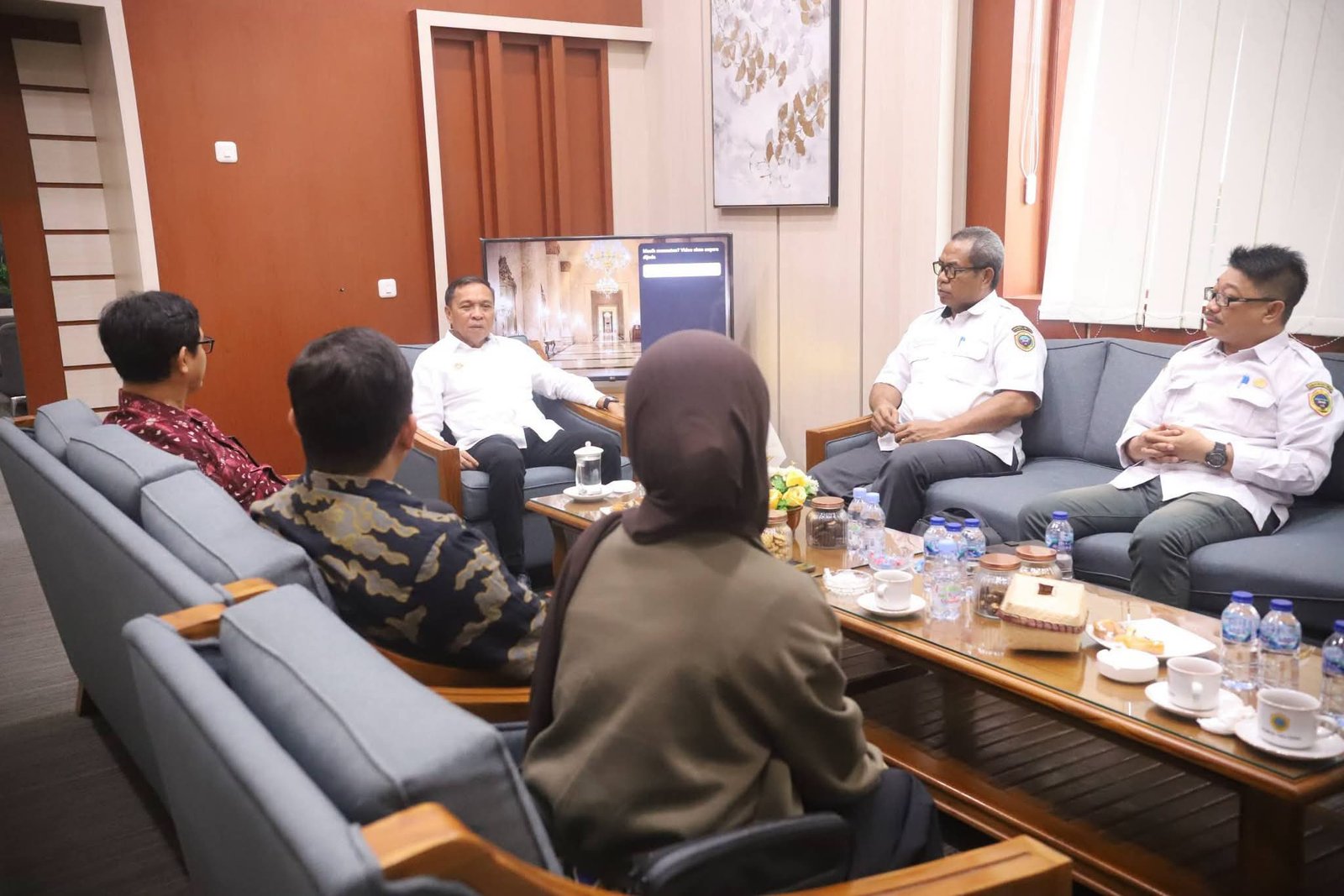 Bupati Ikram Malan Sangadji Terima Kunjungan Kepala Perwakilan BPKP Maluku Utara. - thewasesanews.com