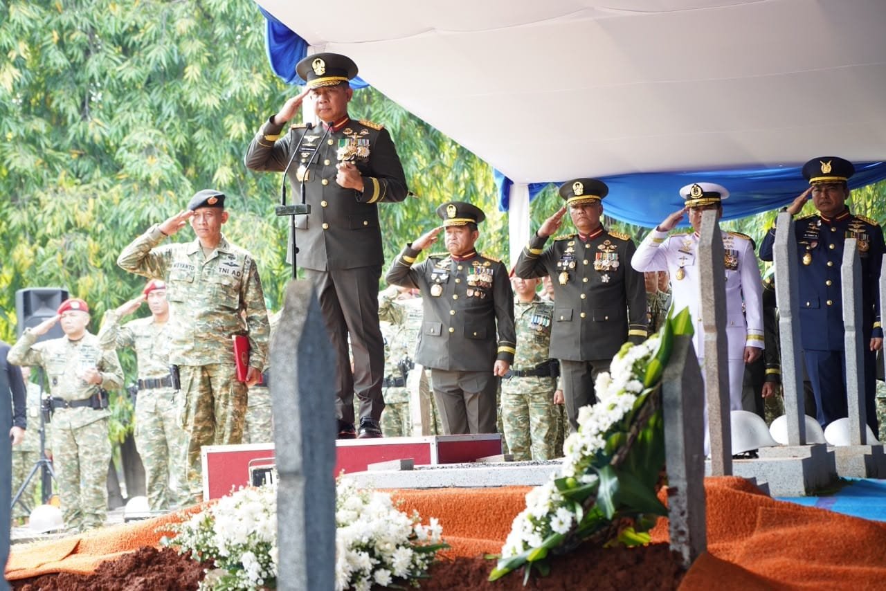 Rangkaian Penghormatan Terakhir TNI AD untuk Mantan Kasad Subagyo Hadi Siswoyo. - thewasesanews.com