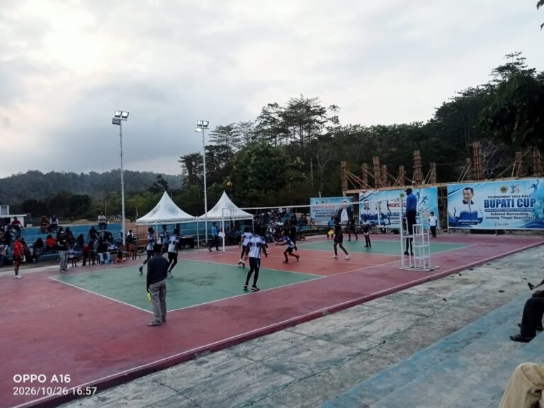 Sinar Alwa Weda Tengah Raih Juara III Bupati Cup 2026. - thewasesanews.com