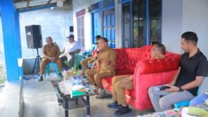 Bupati Ikram Malan Sangadji dan Wakil Bupati Bertatap Muka dengan Masyarakat Kobe. - thewasesanews.com